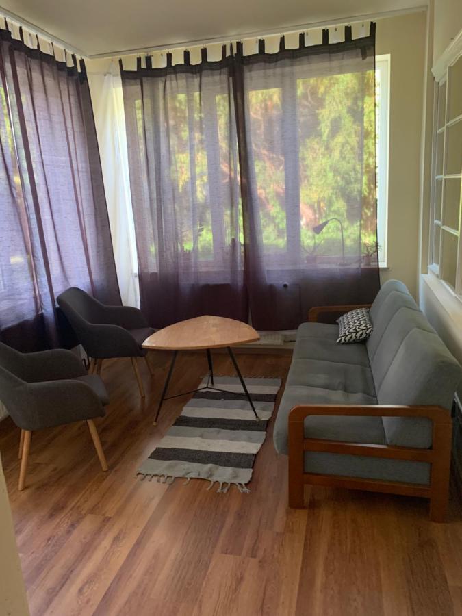 Ica Vendeghaz Apartment Sutto Luaran gambar